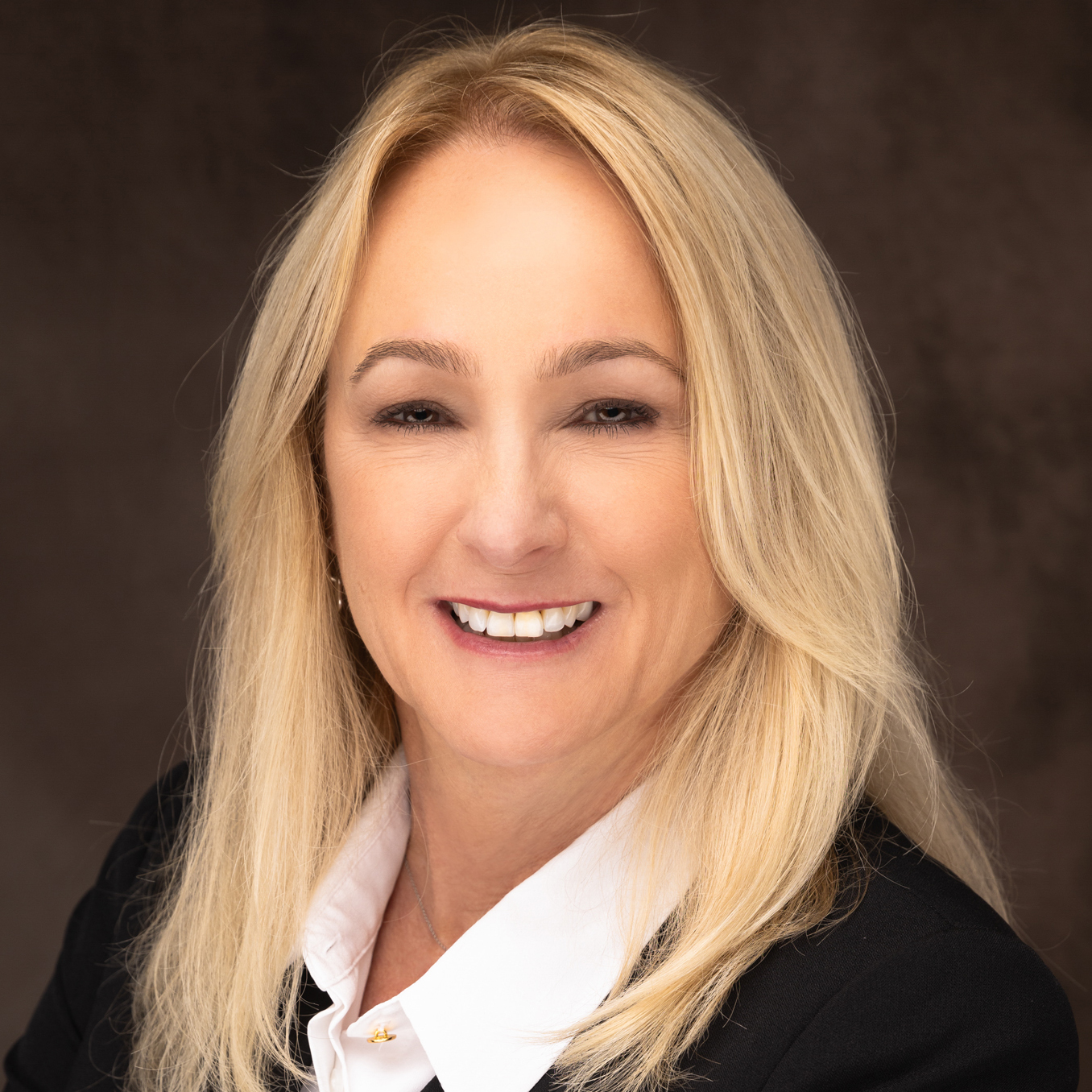 Photograph of Cynthia Craig, Personal Injury Lawyer with 20+ Years of Award-Winning Experience